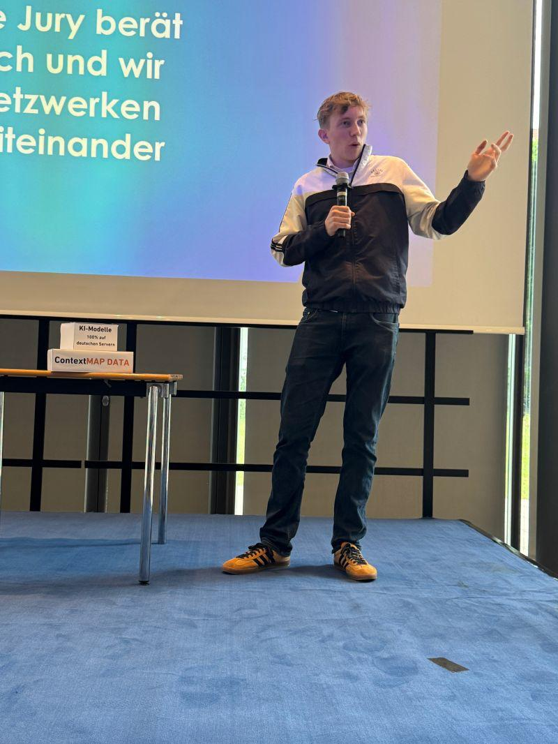 Lionel Pillich pitcht ContextMAP bei der IHK Karlsruhe